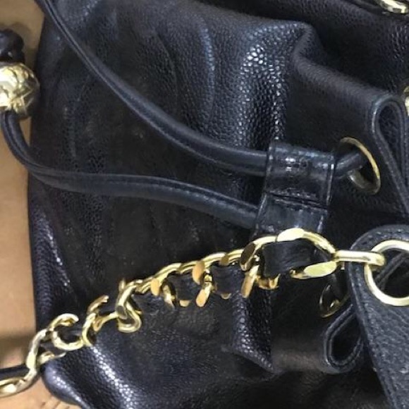 ❌TRADED❌Authentic Chanel vintage handbag - Picture 2 of 8